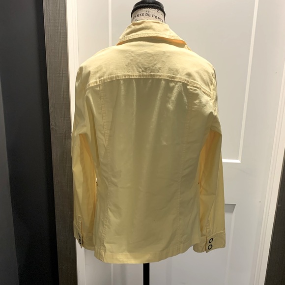 Tribal - Yellow Jacket. - Picture 2 of 3